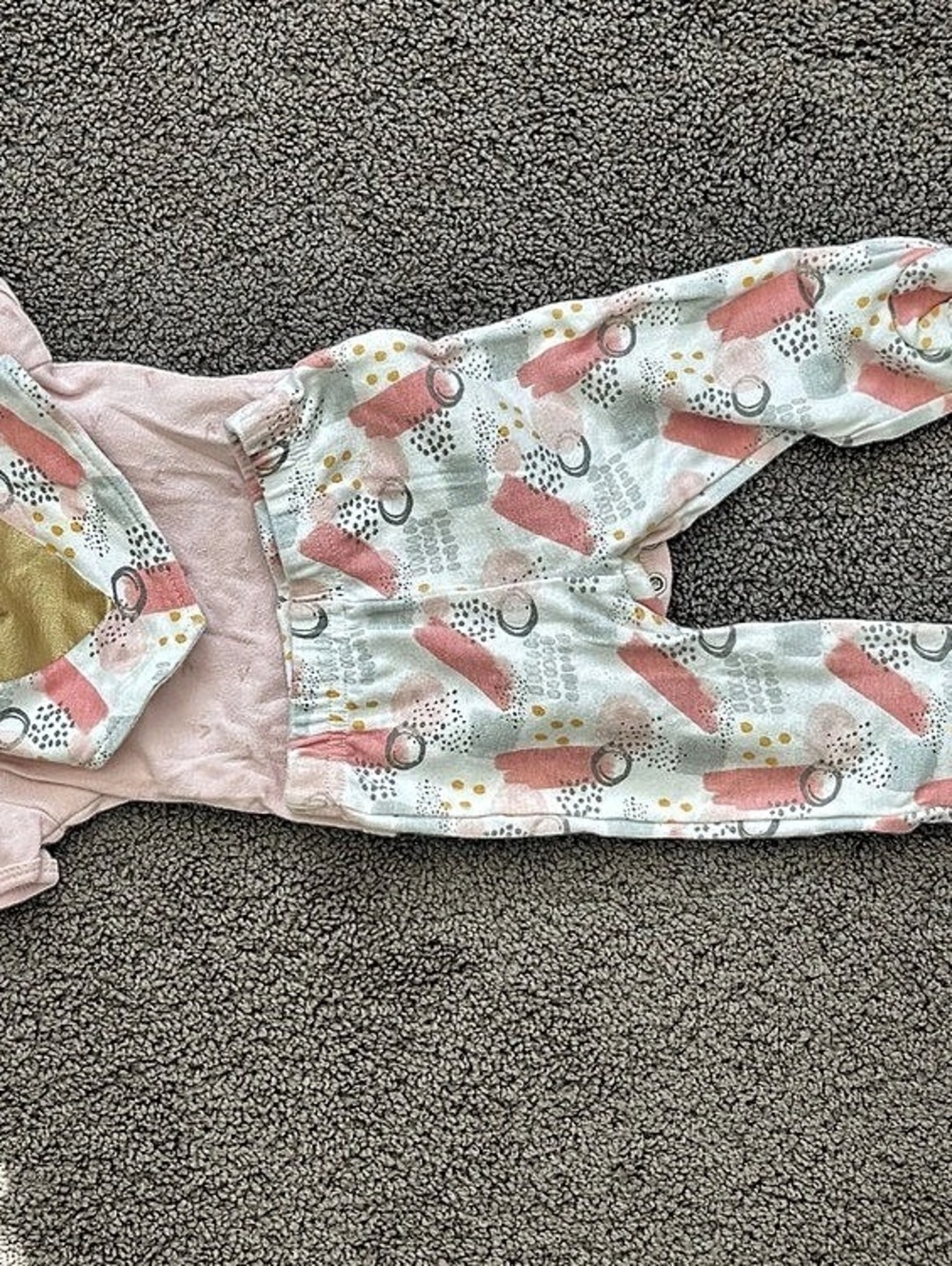Chick Pea Pink & White 3-pc outfit for Baby 6-9M